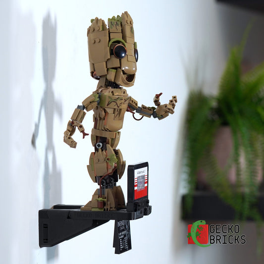 LEGO® Marvel I am Groot 76217 zwevend aan de muur met premium wandbeugel - aanzicht 2