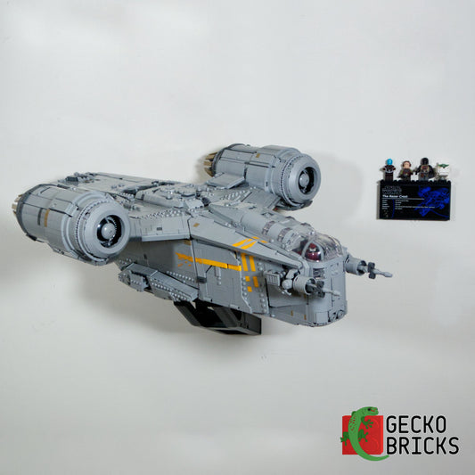 LEGO® Star Wars UCS Razor Crest 75331 zwevend aan de muur met premium wandbeugel - aanzicht 2