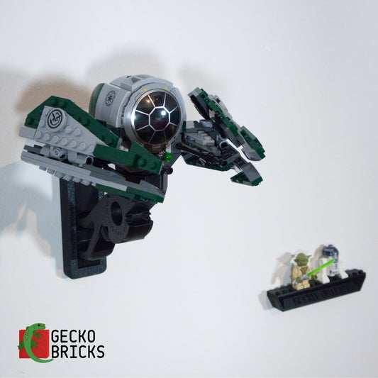LEGO® Star Wars Yoda's Jedi Starfighter 75360 zwevend aan de muur met premium wandbeugel - aanzicht 2