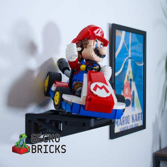 LEGO® Super Mario Mario Kart Mario & Standard Kart 72037 zwevend aan de muur met premium wandbeugel - aanzicht 2