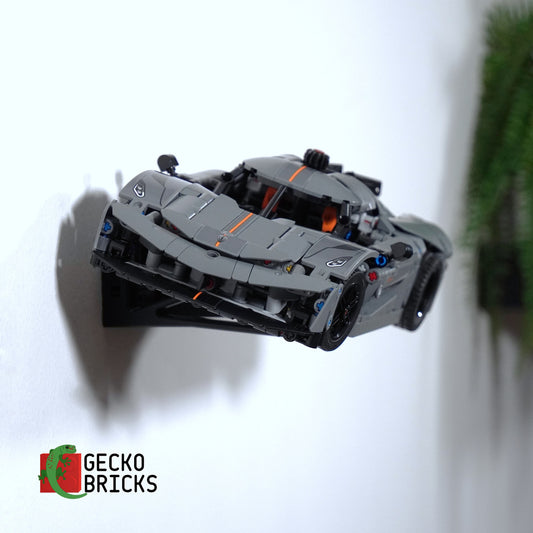 LEGO® Technic Koenigsegg Jesko Absolut 42173 zwevend aan de muur met premium wandbeugel - aanzicht 2