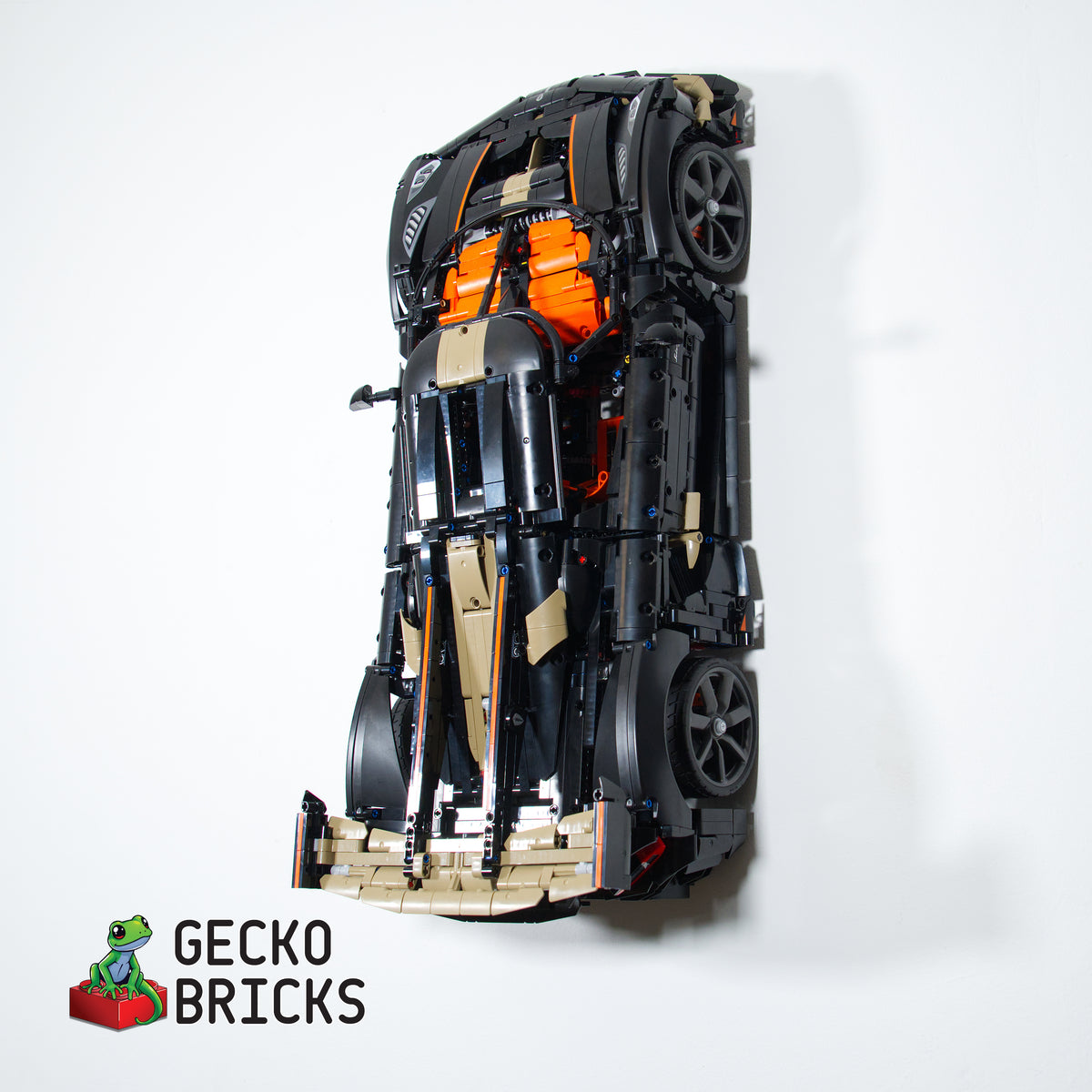 Wandbeugel – Compatibel met LEGO® Koenigsegg Sadair's Spear 42232