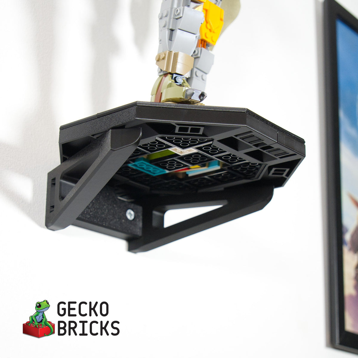 LEGO® Boba Fett 75455 zwevend aan de muur met premium wandbeugel - aanzicht 5