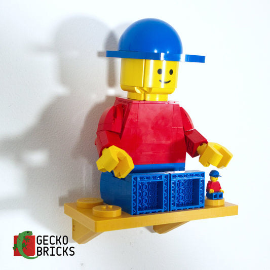 LEGO® Icons Vergrote Minifiguur 40649 zwevend aan de muur met premium wandbeugel - aanzicht 2