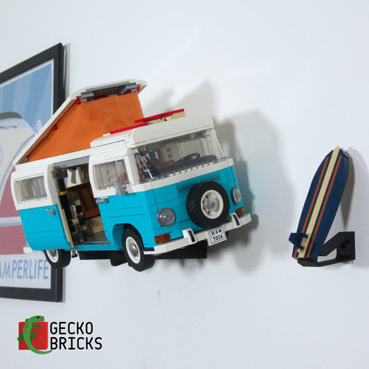 LEGO® Icons Volkswagen T2 Campervan 10279 / 10220 zwevend aan de muur met premium wandbeugel - aanzicht 2