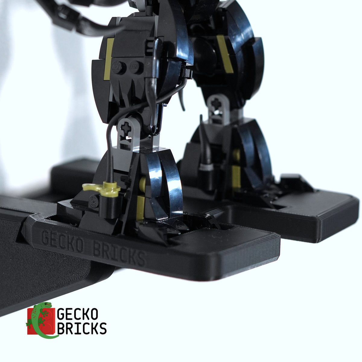 LEGO® Marvel Venom Groot 76249 zwevend aan de muur met premium wandbeugel - aanzicht 5