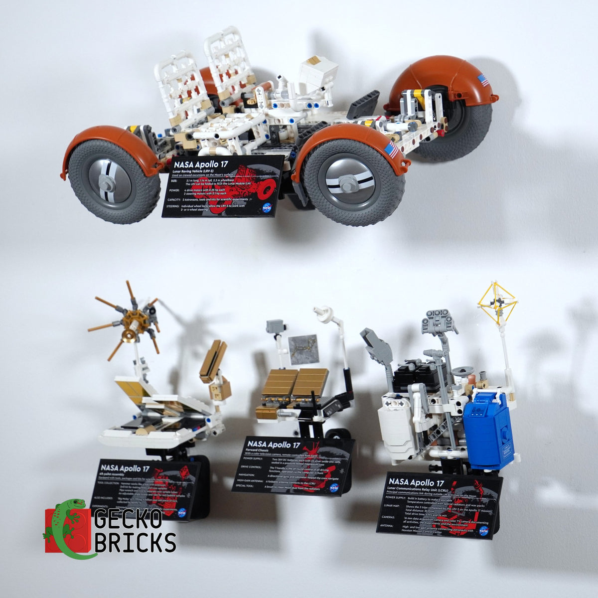 LEGO® NASA Apollo Lunar Roving Vehicle 42182 zwevend aan de muur met premium wandbeugel - aanzicht 3