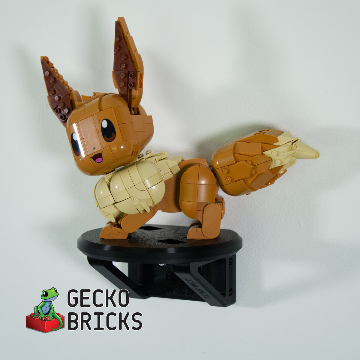 LEGO® Pokémon Eevee 72151 zwevend aan de muur met premium wandbeugel - aanzicht 3