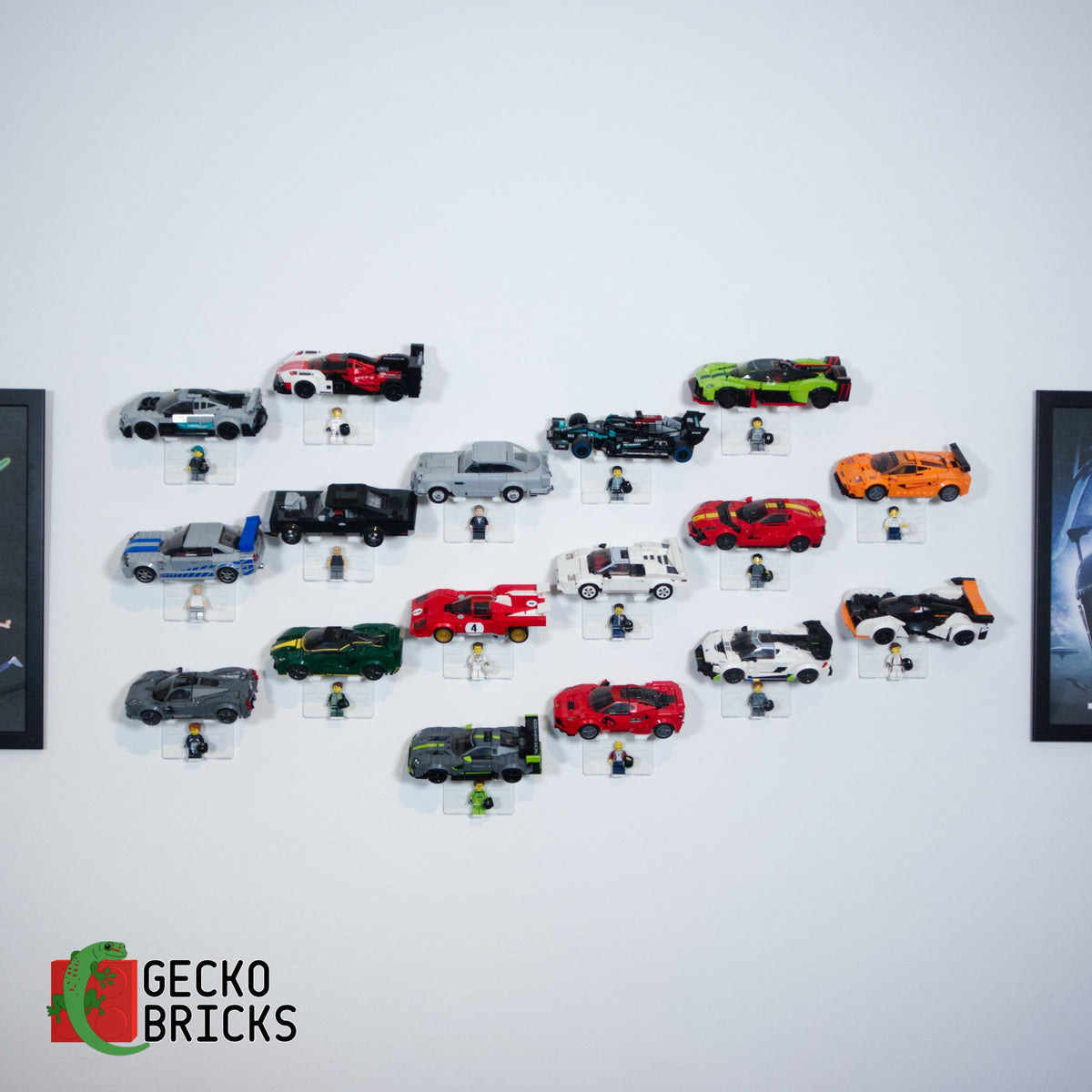 LEGO® Speed Champions Wandbeugel aan de muur met premium wandbeugel - vooraanzicht