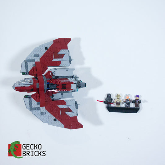 LEGO® Star Wars Ahsoka Tano's T-6 Jedi Shuttle 75362 zwevend aan de muur met premium wandbeugel - aanzicht 2