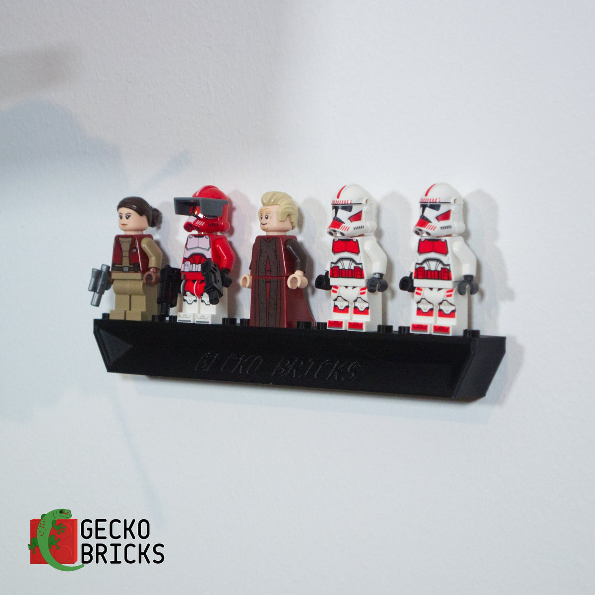 LEGO® Star Wars Coruscant Guard Gunship 75354 zwevend aan de muur met premium wandbeugel - aanzicht 7