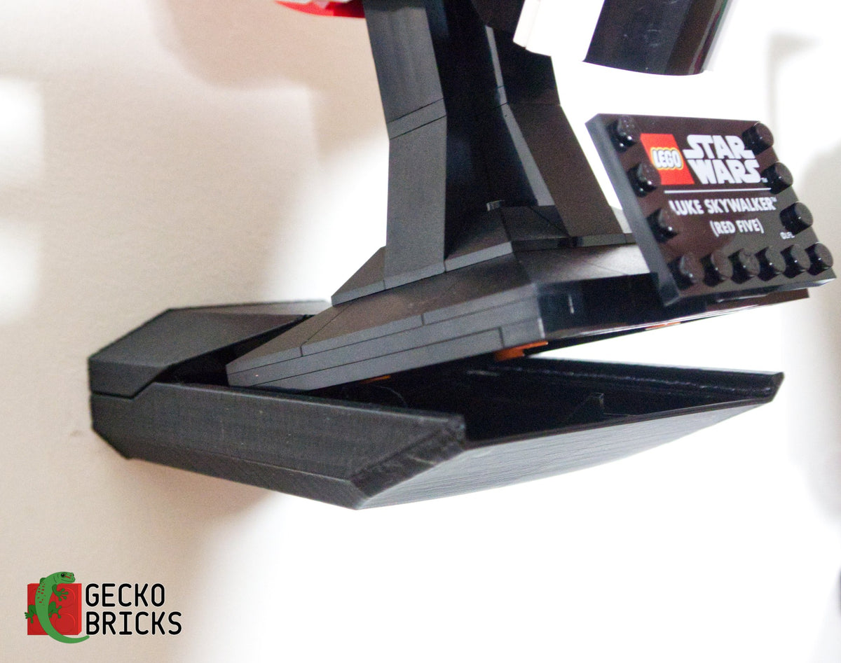 LEGO® Star Wars Helmet Series Displaystandaard floating on the wall with premium wall mount - view 7