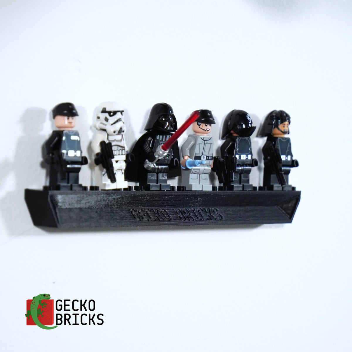 LEGO® Star Wars Imperial Star Destroyer 75394 zwevend aan de muur met premium wandbeugel - aanzicht 6