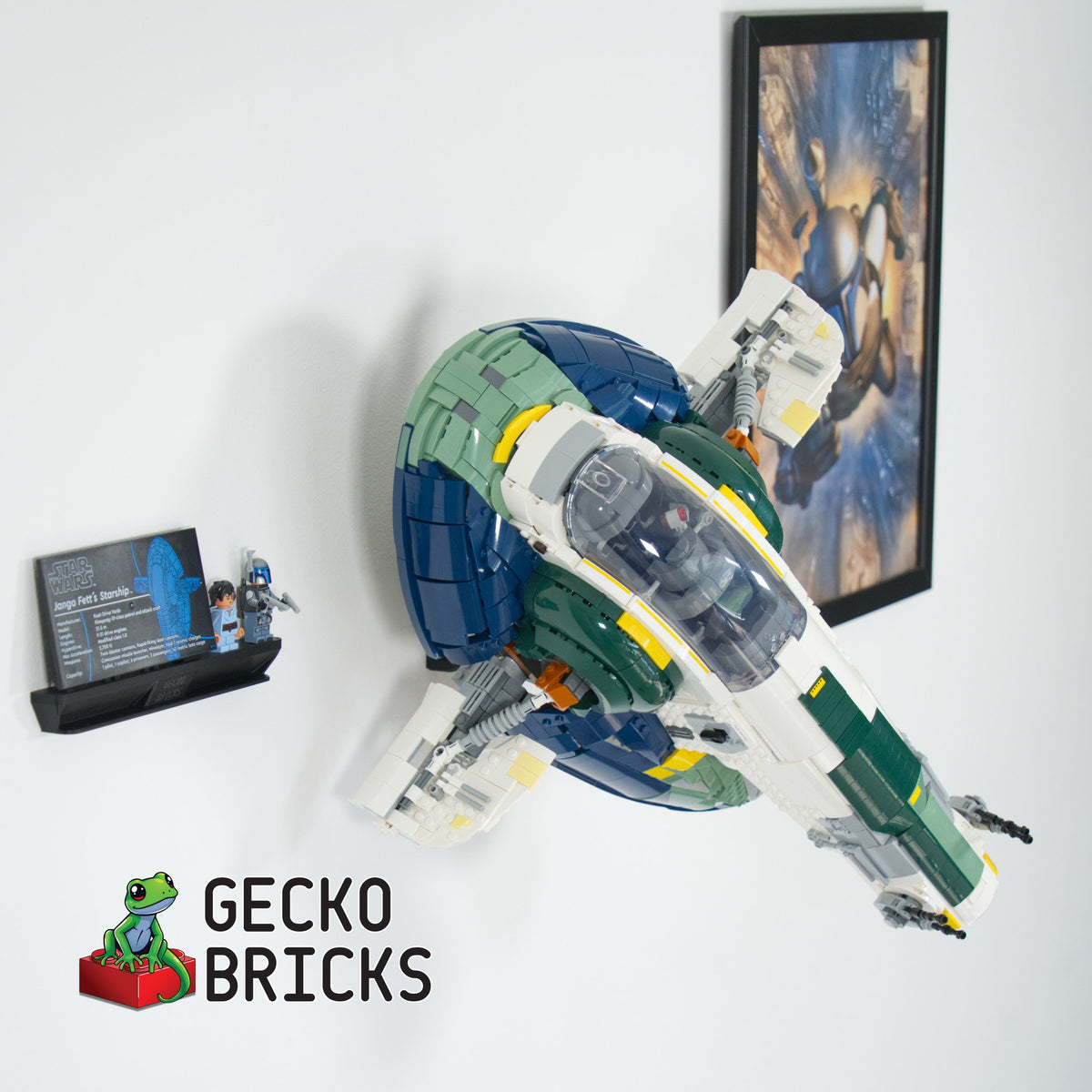 LEGO® Star Wars Jango Fett's Starship 75409 zwevend aan de muur met premium wandbeugel - aanzicht 3