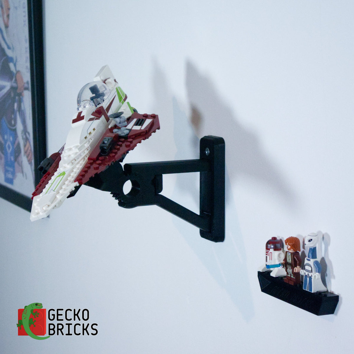 LEGO® Star Wars Obi-Wan Kenobi's Jedi Starfighter 75333 zwevend aan de muur met premium wandbeugel - aanzicht 4