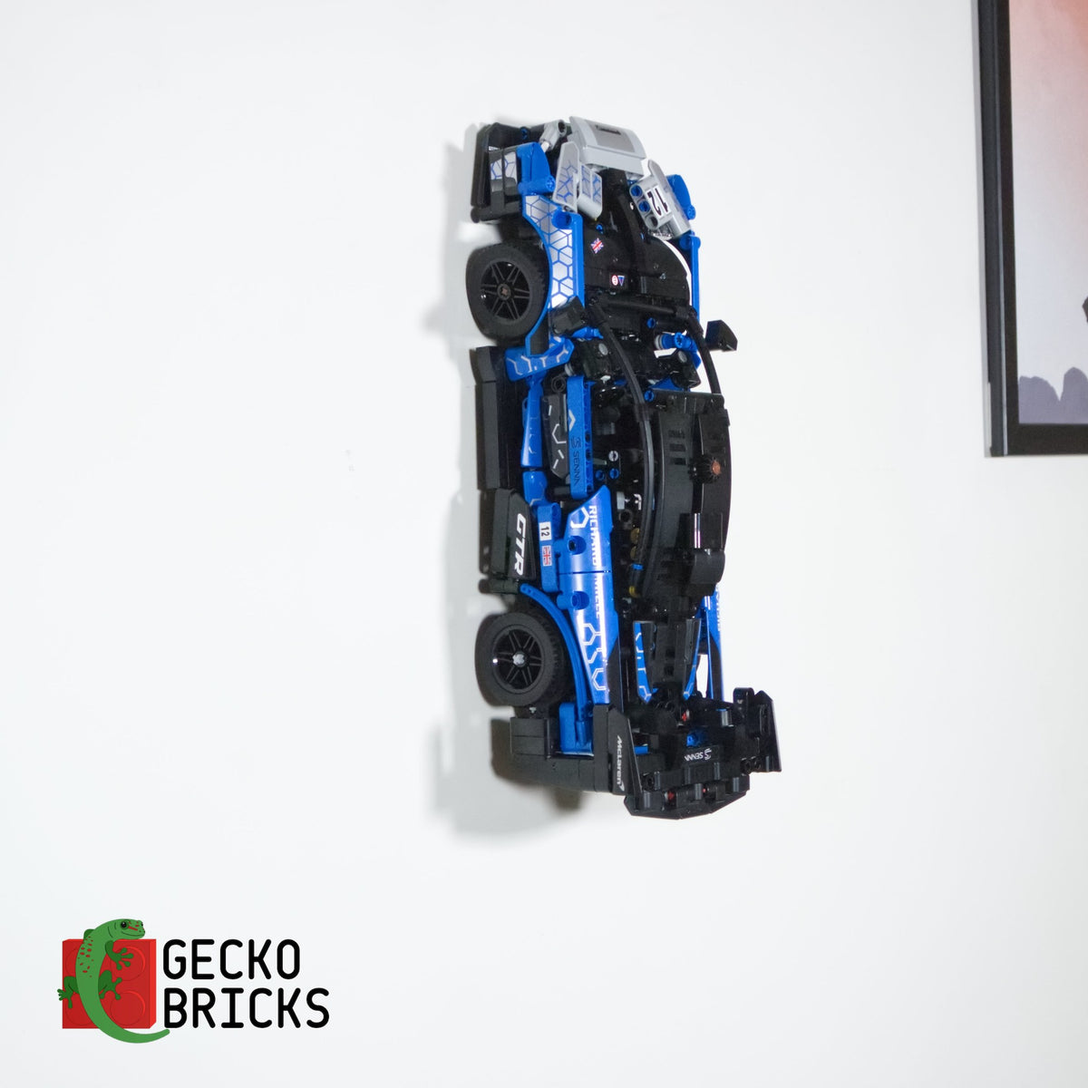 LEGO® Technic McLaren Senna GTR 42123 vlak aan de muur met wandbeugel - 1