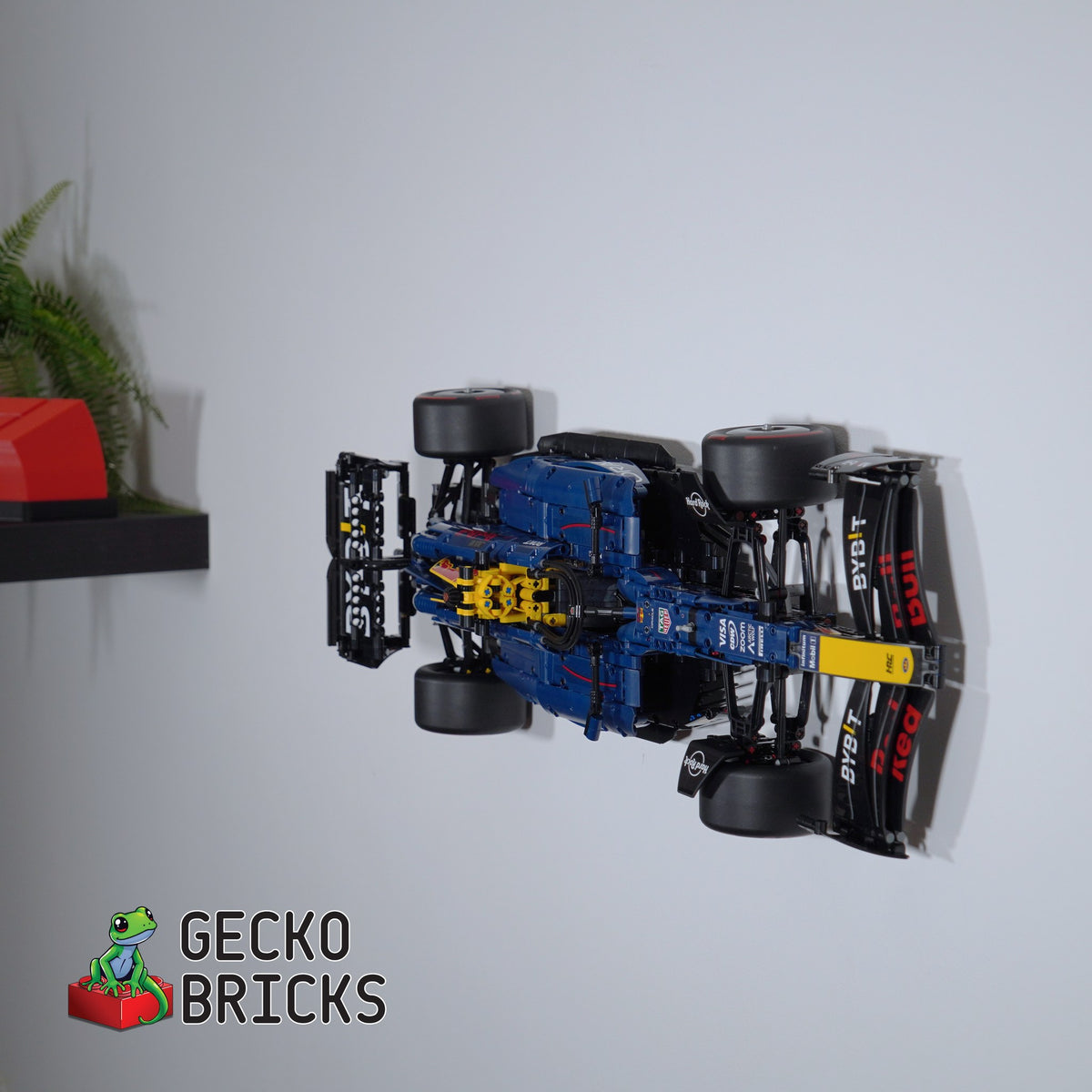 LEGO® Technic Oracle Red Bull Racing RB20 F1 42206 vlak aan de muur met wandbeugel - 4