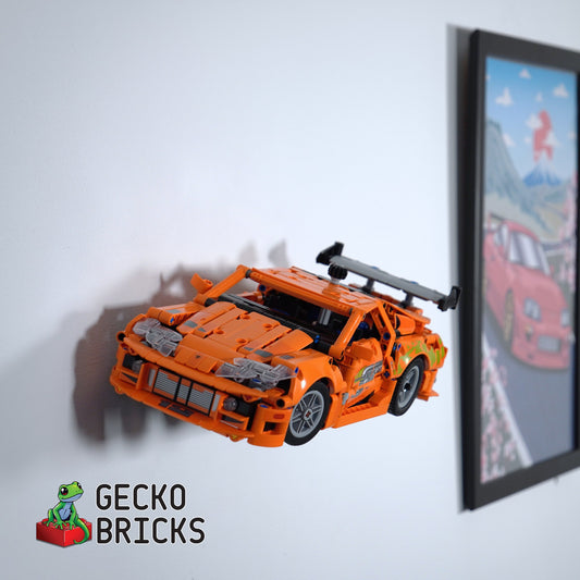 LEGO® Technic Toyota GR Supra MK4 42204 aan de muur met premium wandbeugel - vooraanzicht