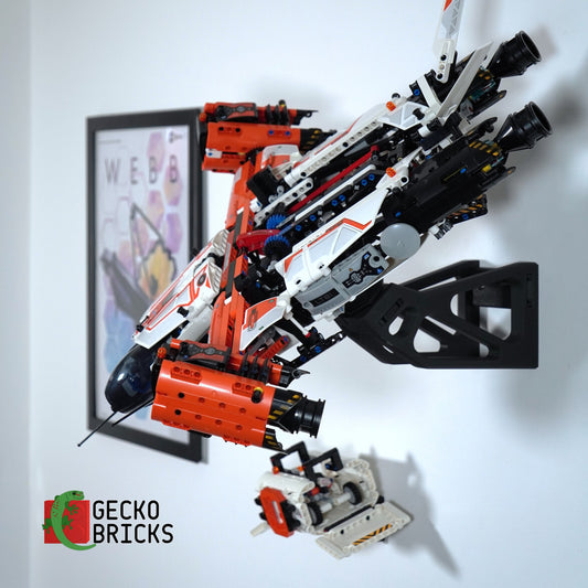 LEGO® Technic VTOL Heavy Cargo Spaceship 42181 aan de muur met premium wandbeugel - vooraanzicht